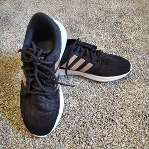 Adidas Cloudfoam Women's Shoe Size 6